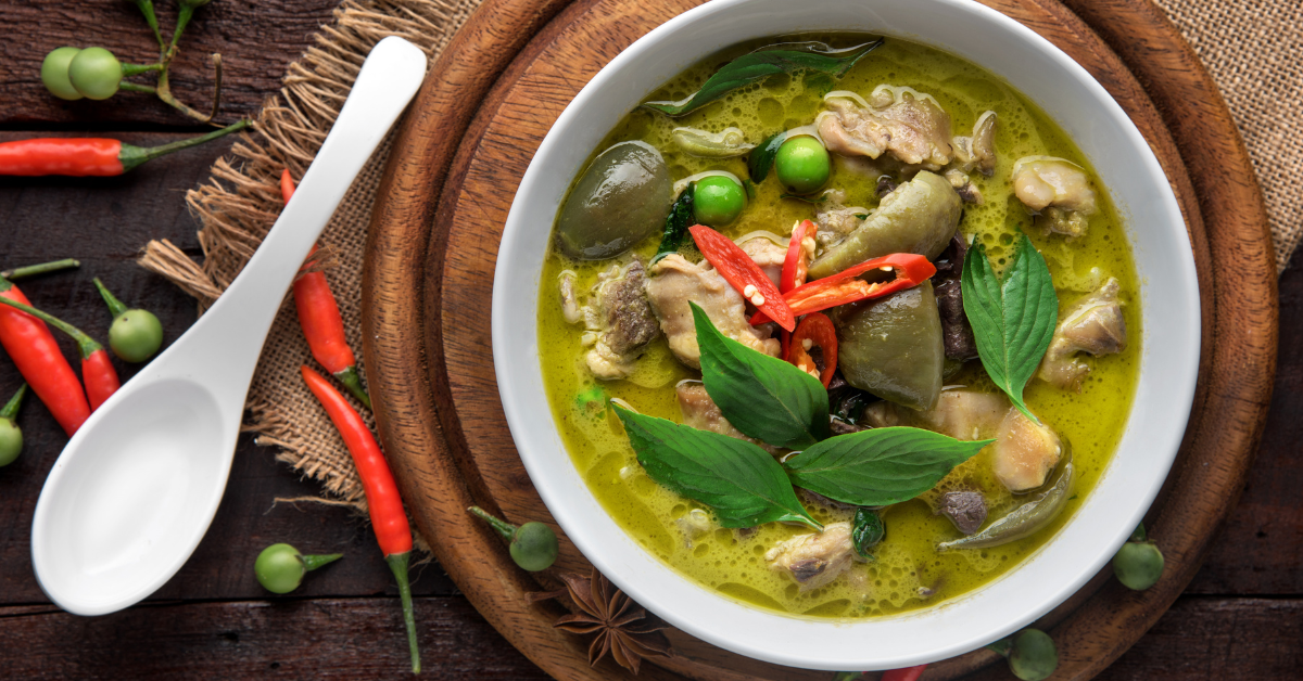 Coconut milk in world cuisine: from origin to current trends